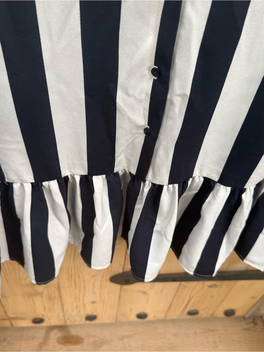 Dex Navy and White Striped Peplum Blouse Size Medium - Picture 6 of 6